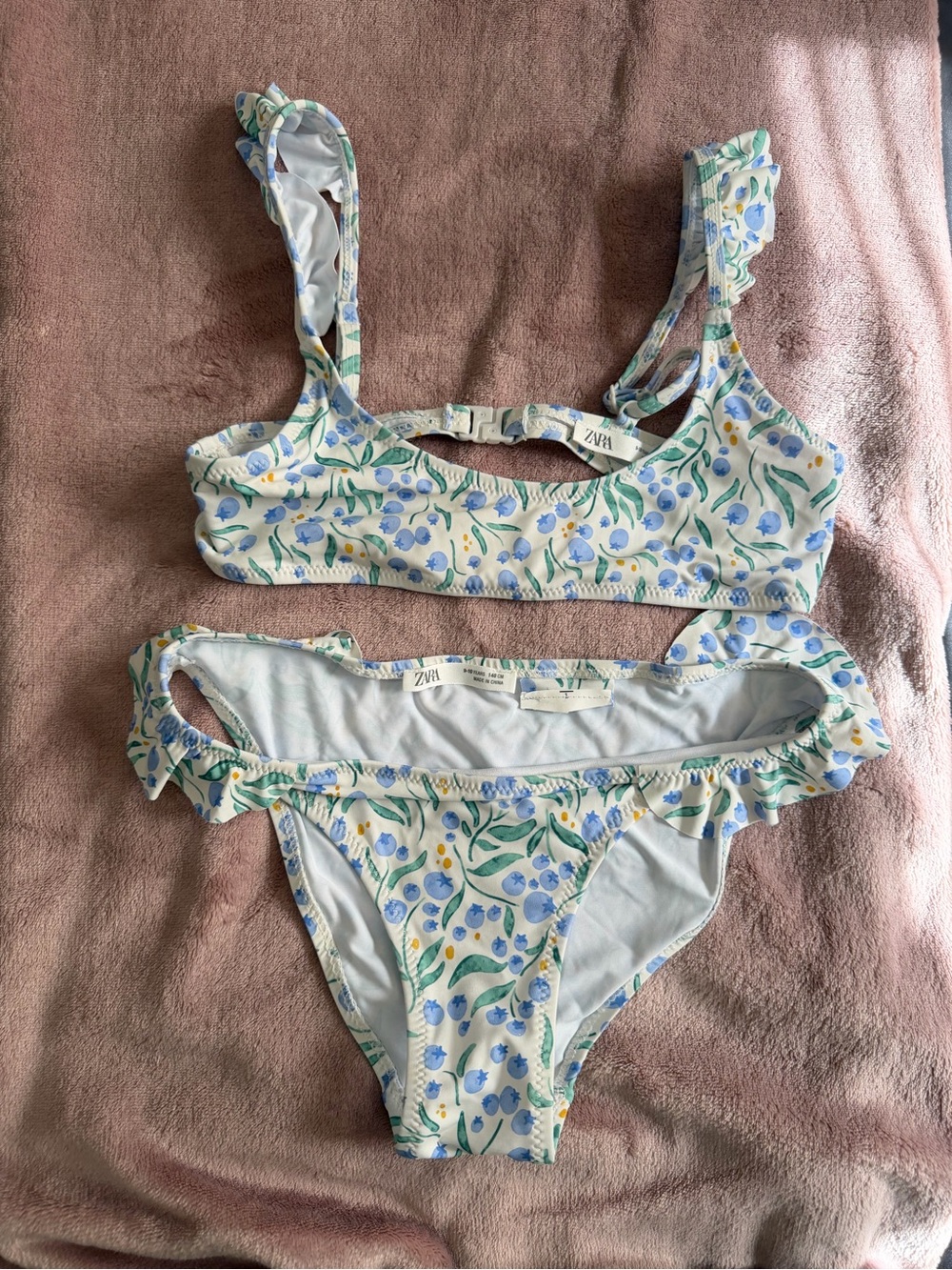 Zara White Floral Ruffle Bikini Set with Blue & Green Accents girl